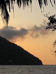 IMG_4177_crop Sunset in Yelapa.