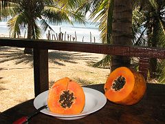 SAL_0587 Post surf snack.