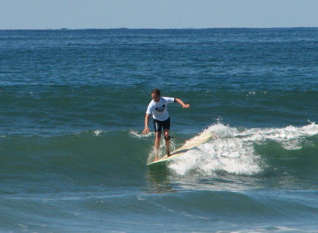 IMG_7389_crop2_t Spot the difference! Beth rips it up in the amateur contest.