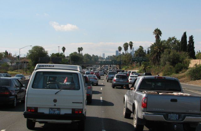 IMG_7436_t Heading back north, LA is hot and hellish. The vans are not liking it one bit!