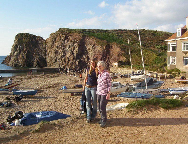 100_4655 Late afternoon sunlight at Hope Cove.
