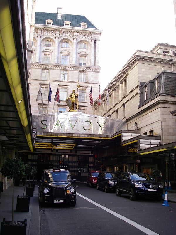 IMGP1738 The Savoy by daylight.