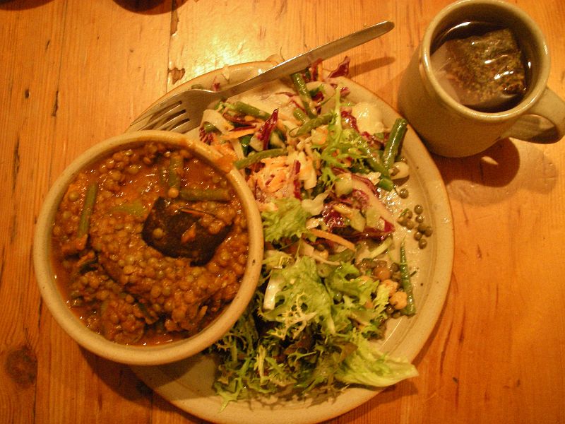 IMGP1755 English vegetarian fare.