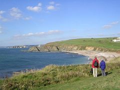 DSCN1882 The next day we takea beautiful cliff walk from Thurstone Village to Bigbury.