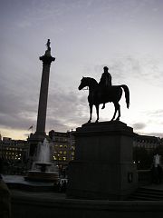 IMGP1708 Trafalgar Square at dusk.