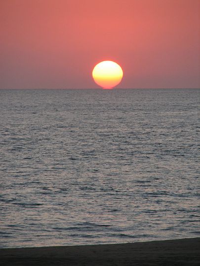 IMG_8642.JPG - Melting sun.