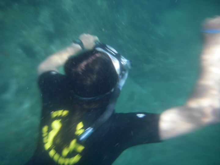 IMGP2686.JPG - Matt dives deep.